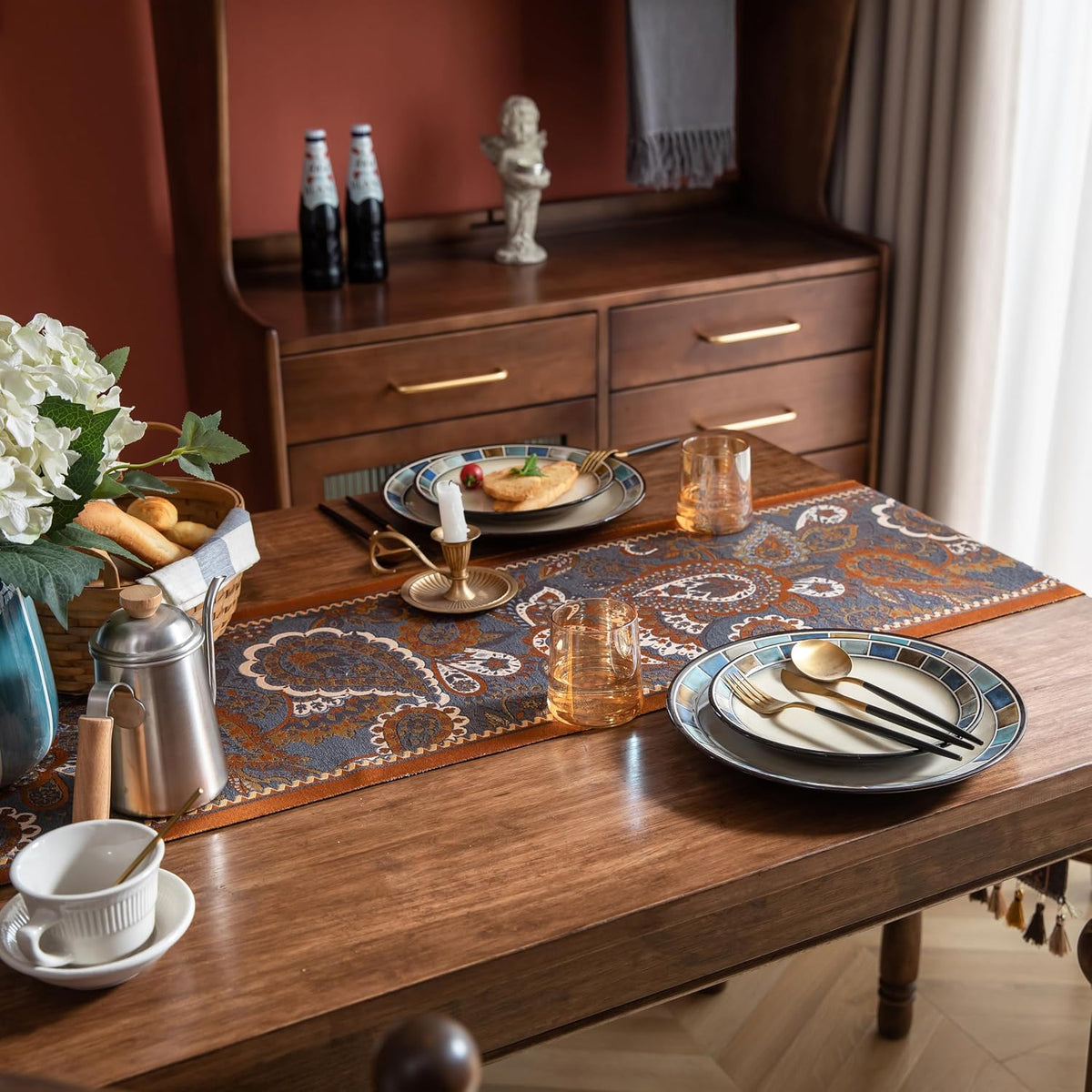 Vintage Floral Tasseled Table Runner